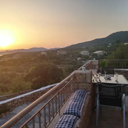 House Galini με απέραντη θέα! فيلة Neokhorion (Messenia)